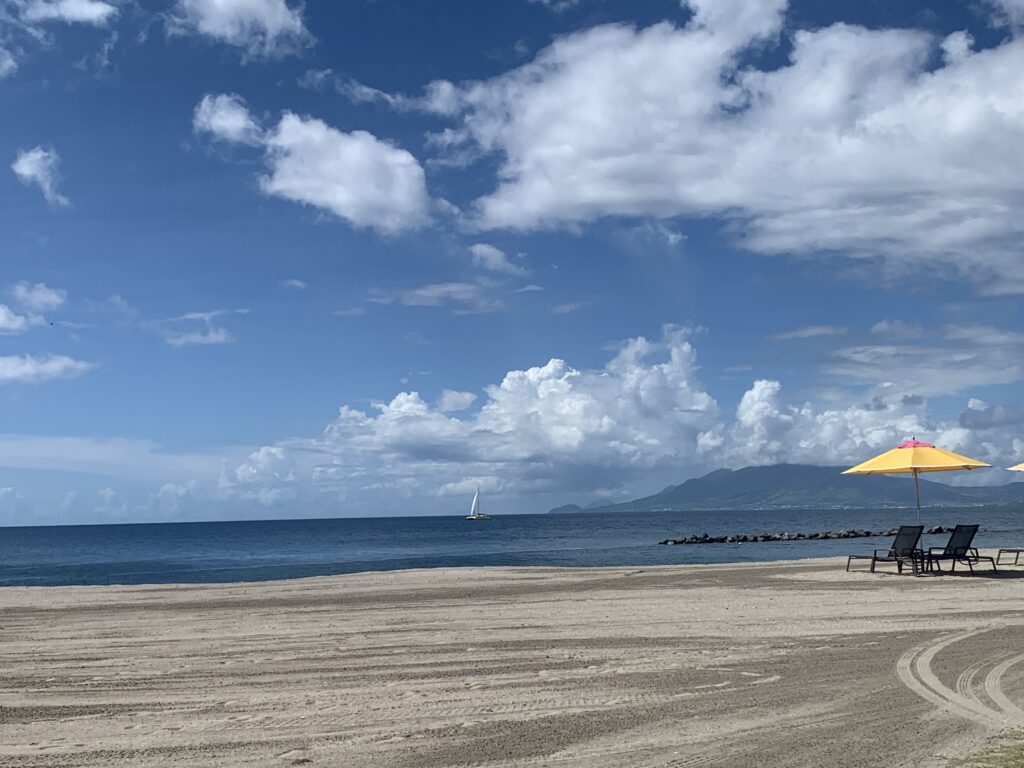 セントクリストファー・ネービス ってどこ？Nevis, West Indies - New